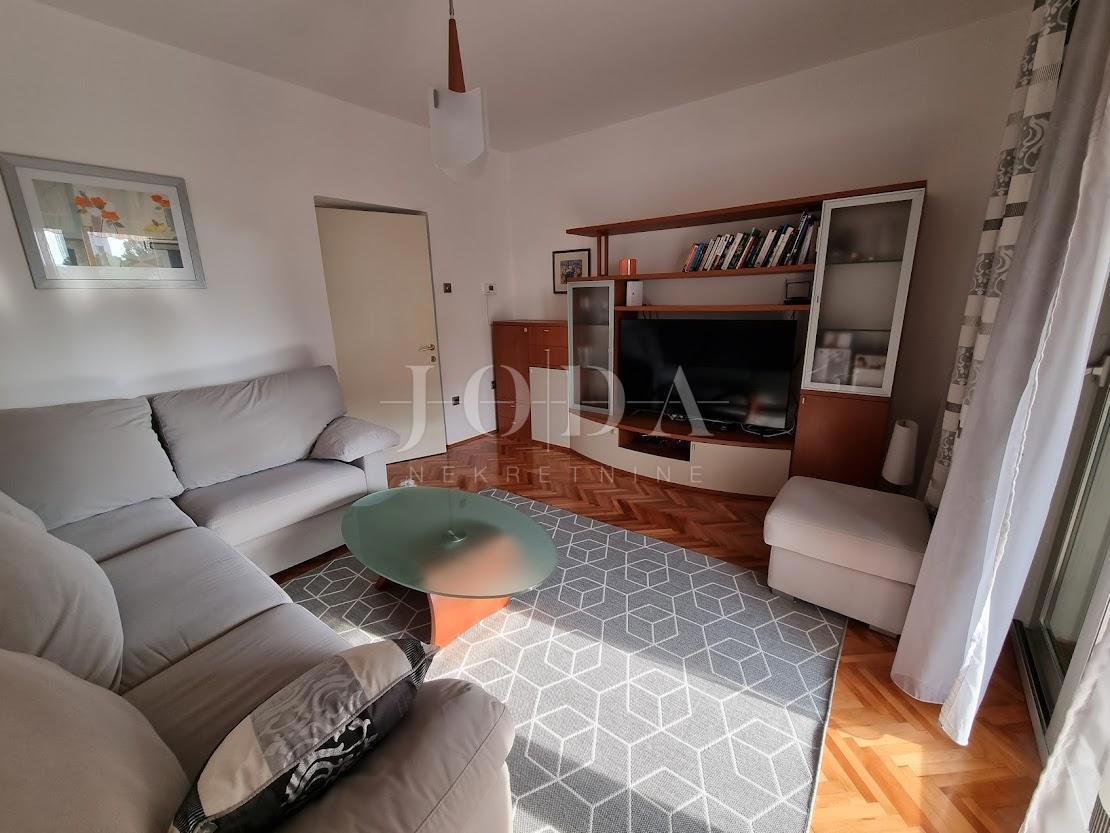 Punat - apartma na top lokaciji 100 m od morja!