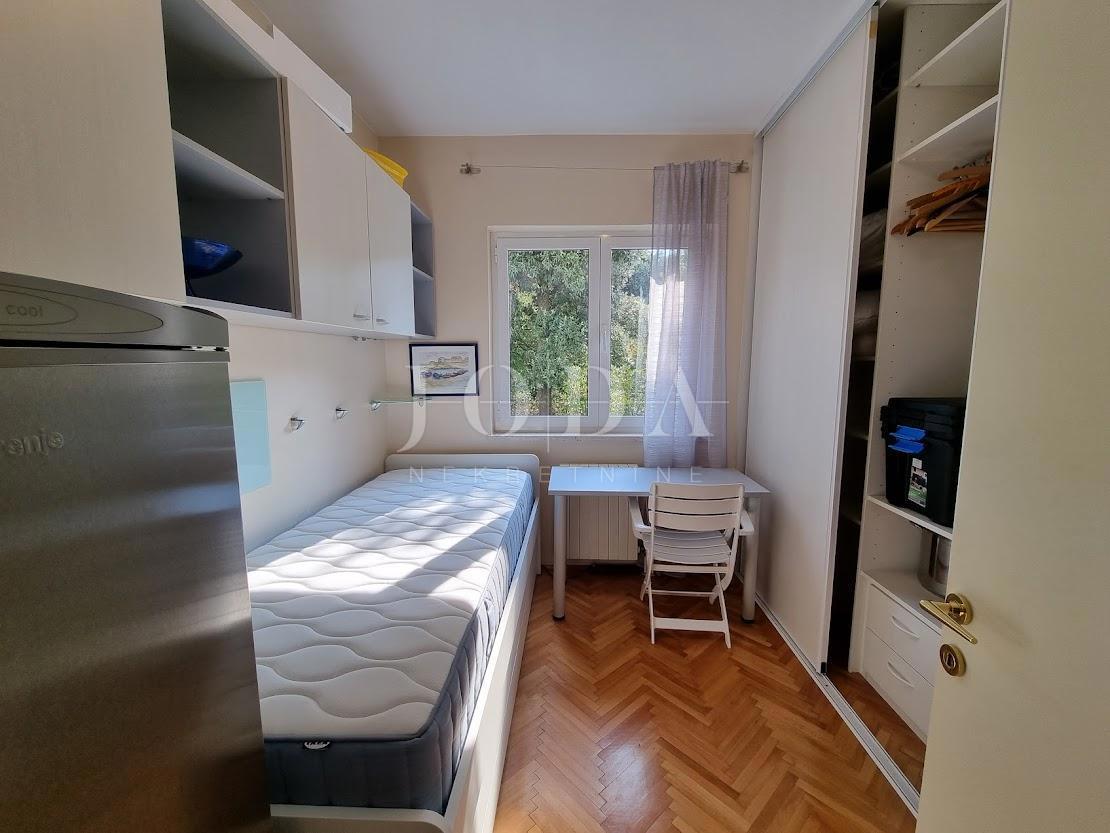 Punat - apartma na top lokaciji 100 m od morja!