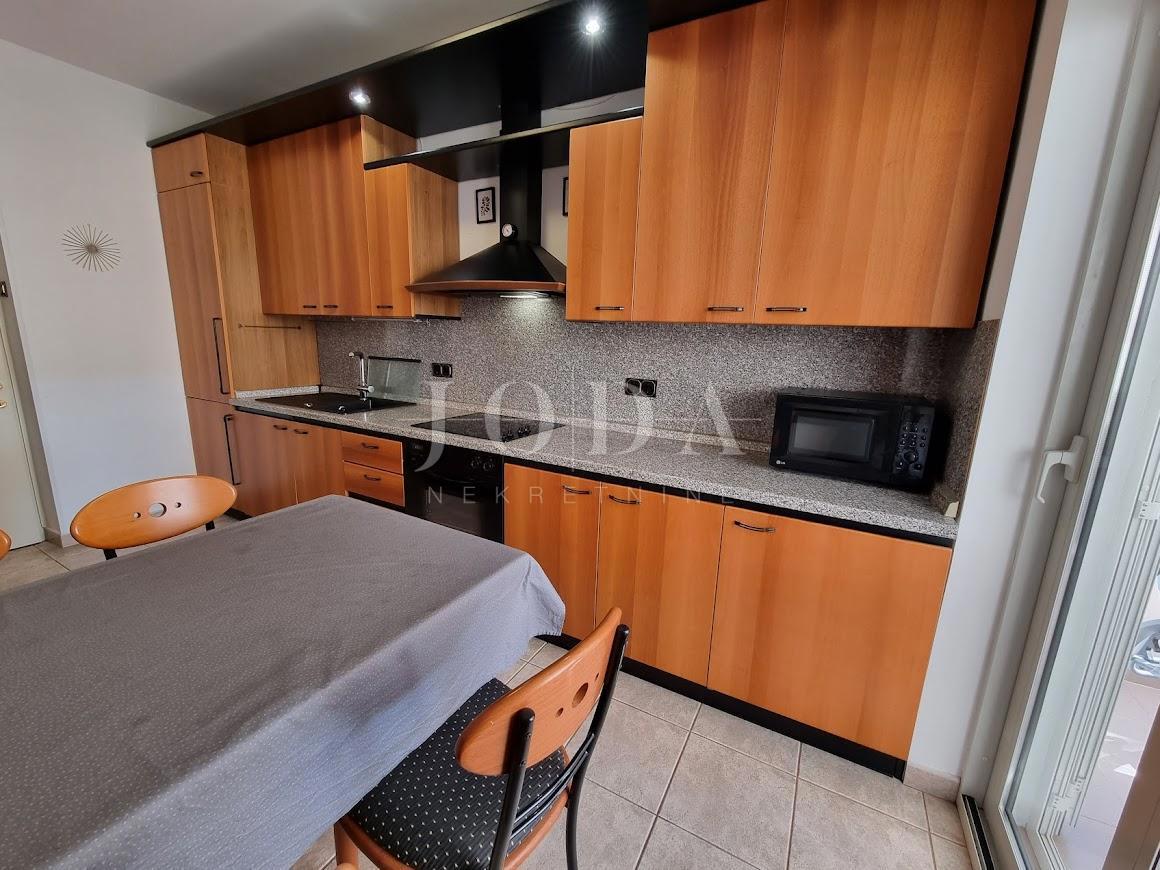 Punat - apartma na top lokaciji 100 m od morja!
