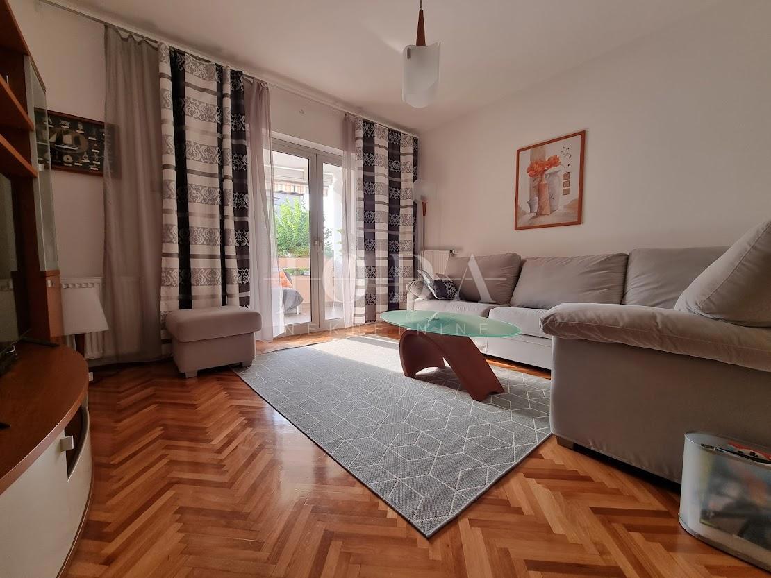 Punat - apartma na top lokaciji 100 m od morja!