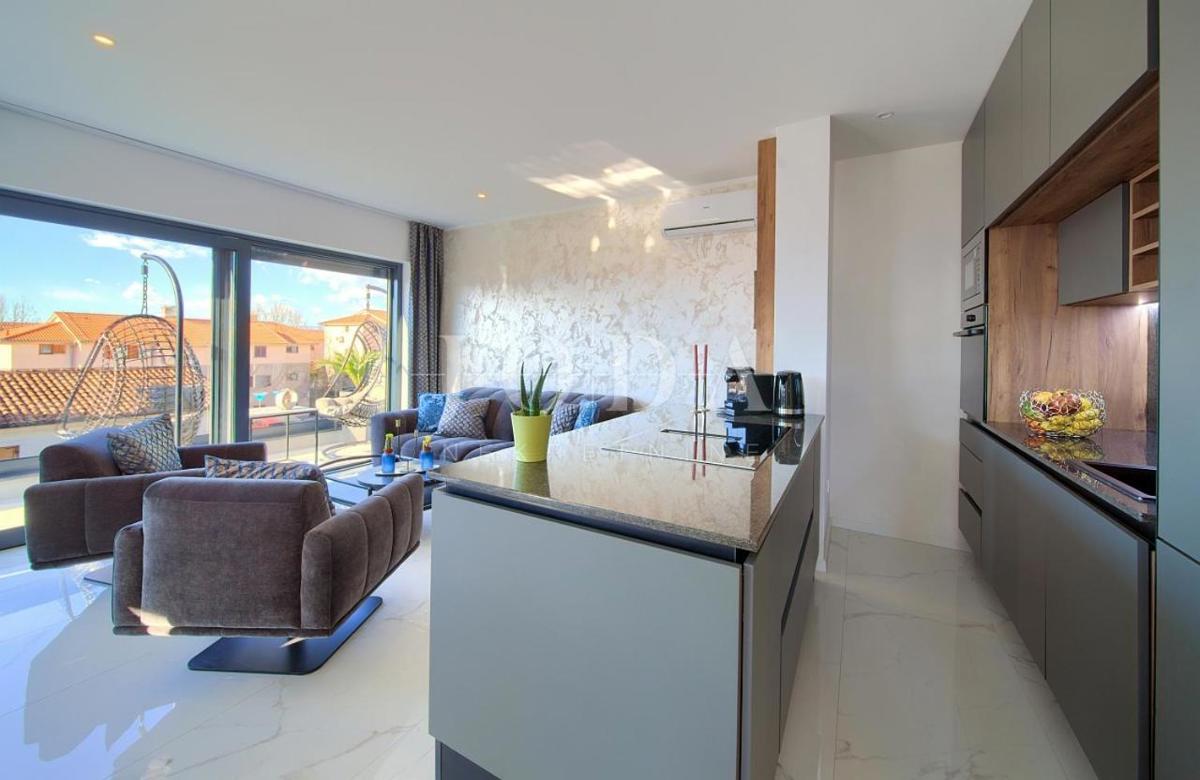 Penthouse v Malinski s pogledom na morje