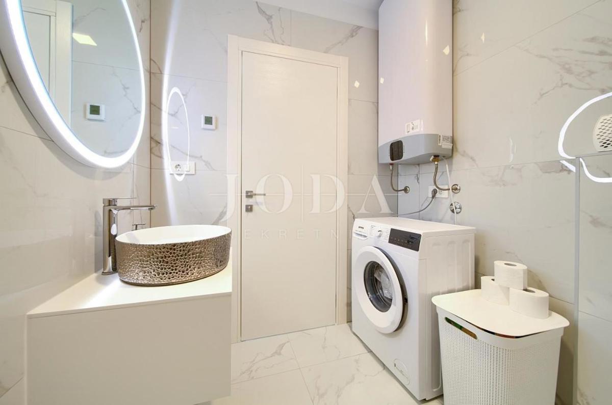 Penthouse v Malinski s pogledom na morje