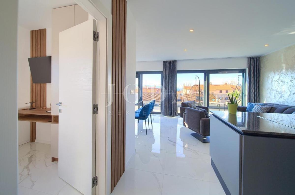 Penthouse v Malinski s pogledom na morje