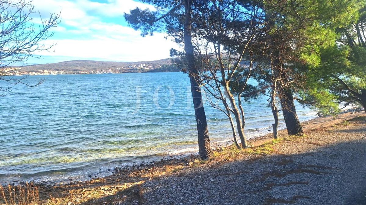  Dvosobni apartma s pogledom na morje - otok Krk