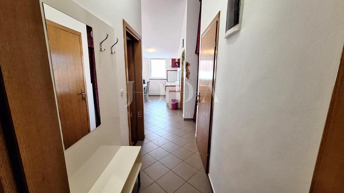  Dvosobni apartma s pogledom na morje - otok Krk