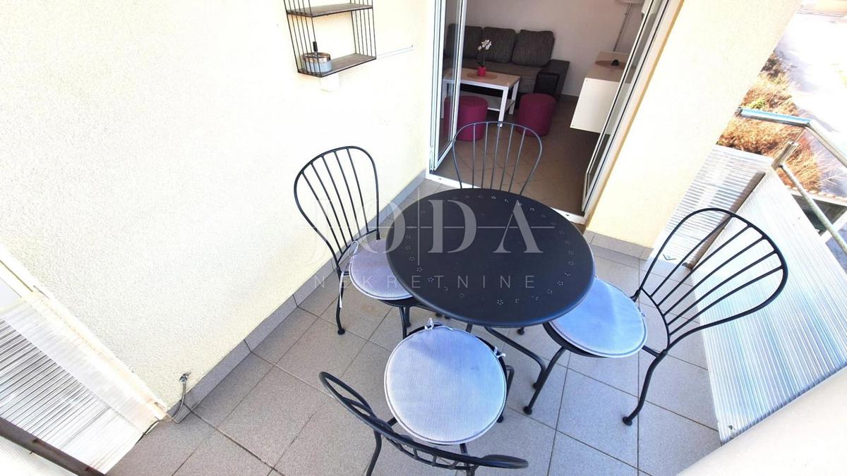  Dvosobni apartma s pogledom na morje - otok Krk