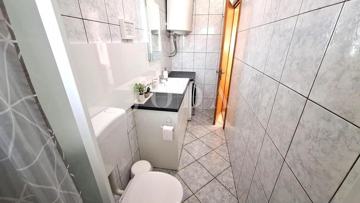  Dvosobni apartma s pogledom na morje - otok Krk