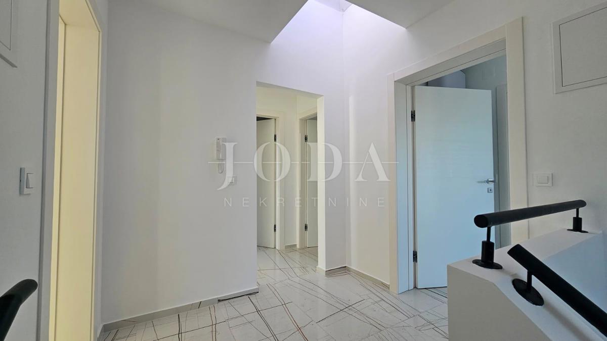 Novalja, novozgrajeni penthouse