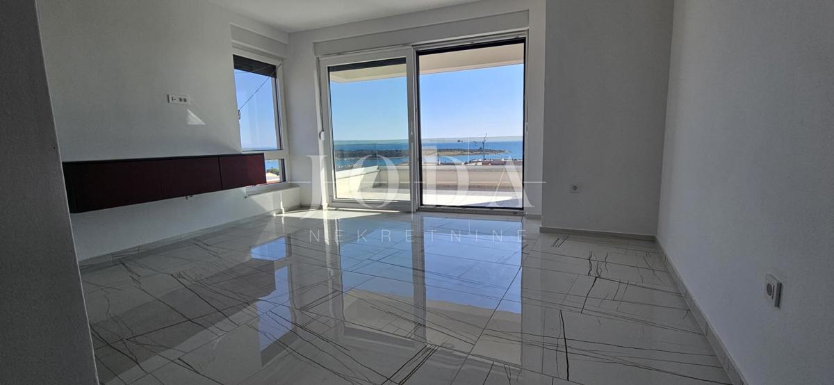 Novalja, novozgrajeni penthouse