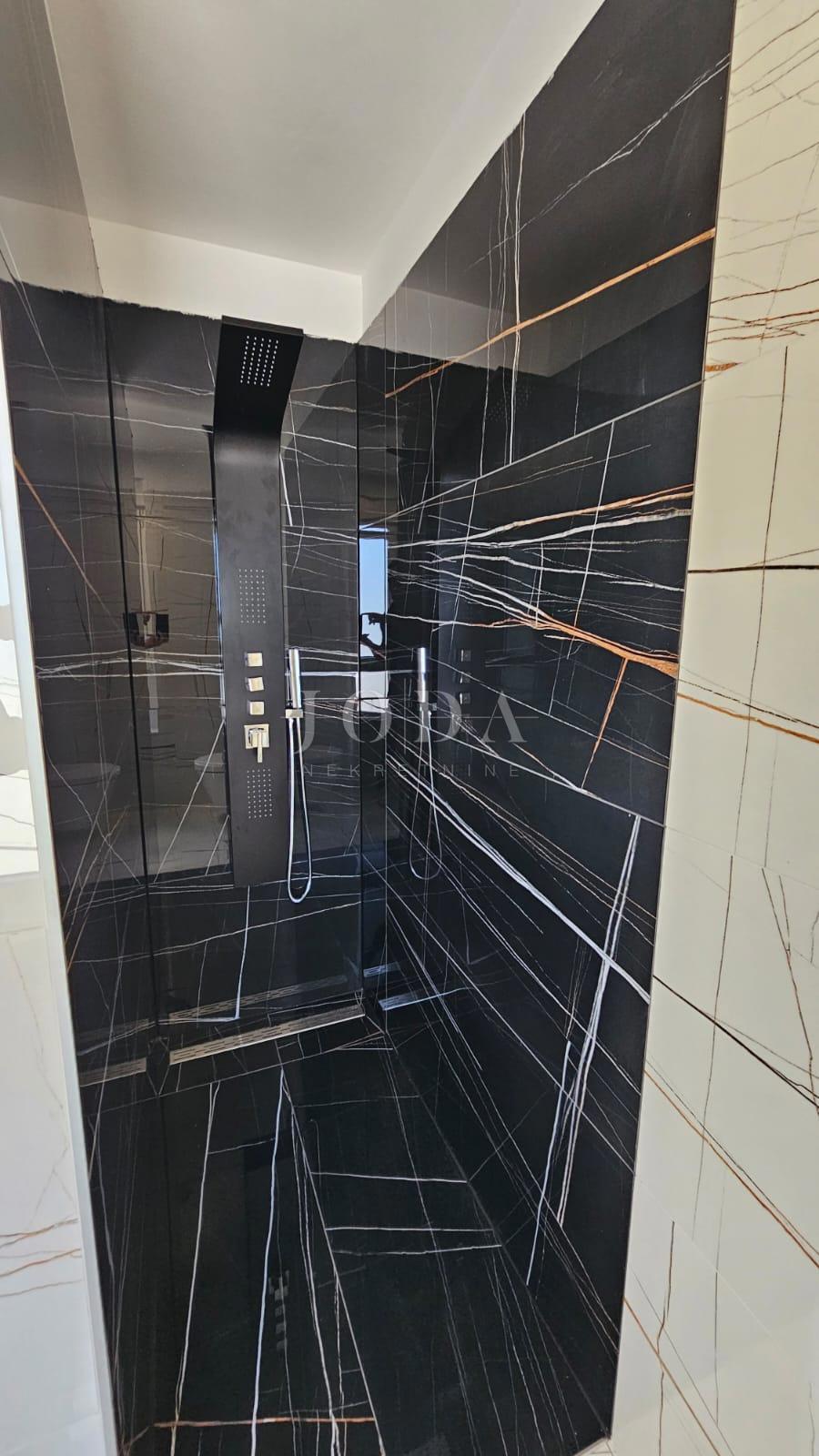 Novalja, novozgrajeni penthouse