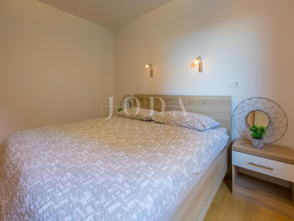Apartma Crikvenica z garažo