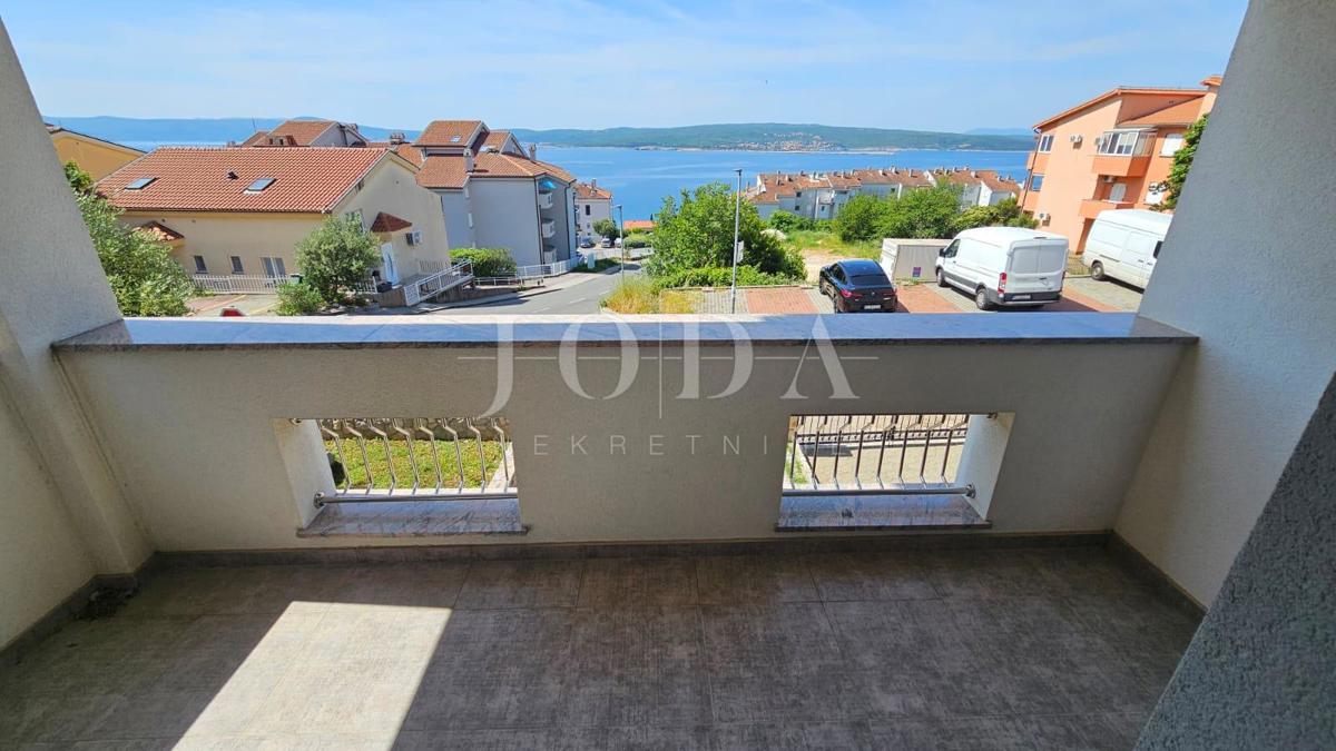 Apartma Crikvenica z garažo