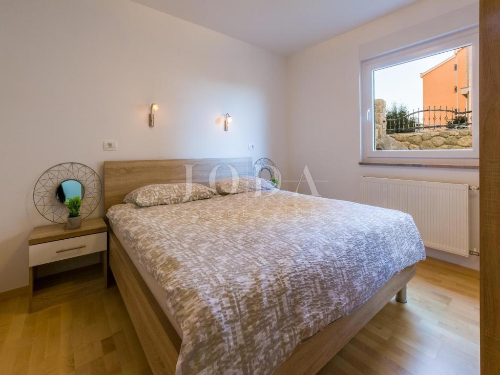 Apartma Crikvenica z garažo
