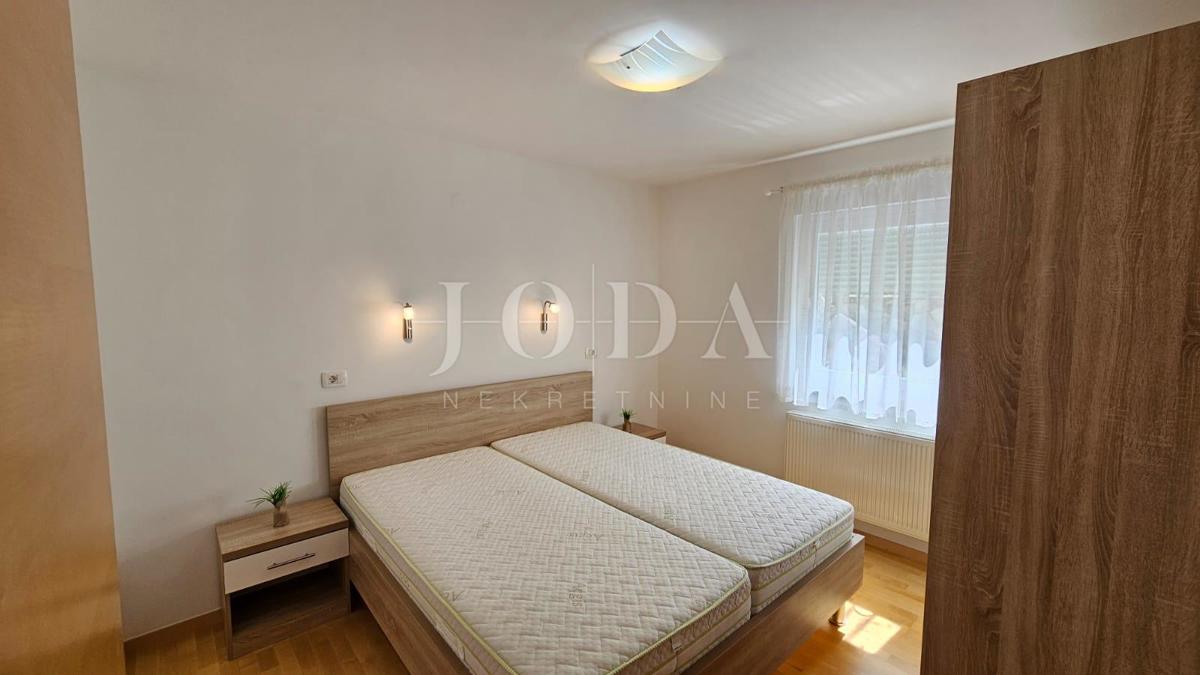 Apartma Crikvenica z garažo