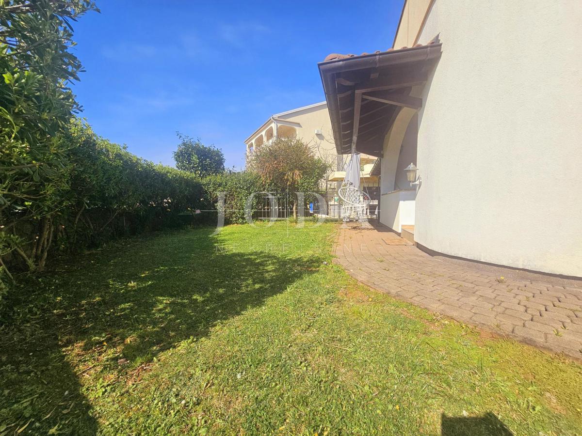 Pritlični apartma - stanovanje z velikim vrtom