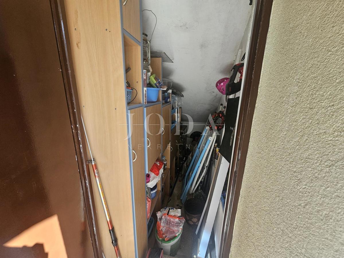 Pritlični apartma - stanovanje z velikim vrtom