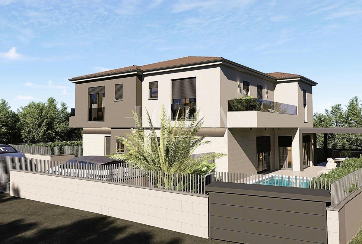 Gradbeno zemljišče s projektno dokumentacijo