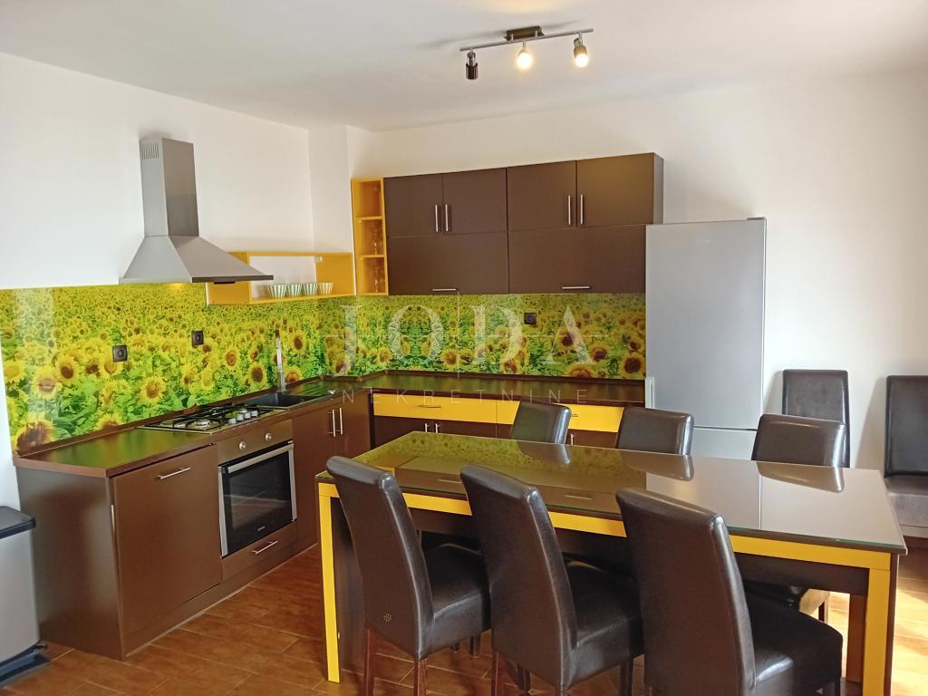 Hiša Novi Vinodolski, 530m2