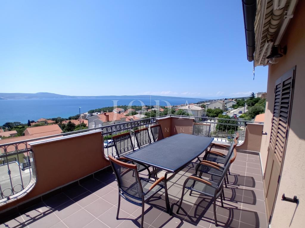 Hiša Novi Vinodolski, 530m2