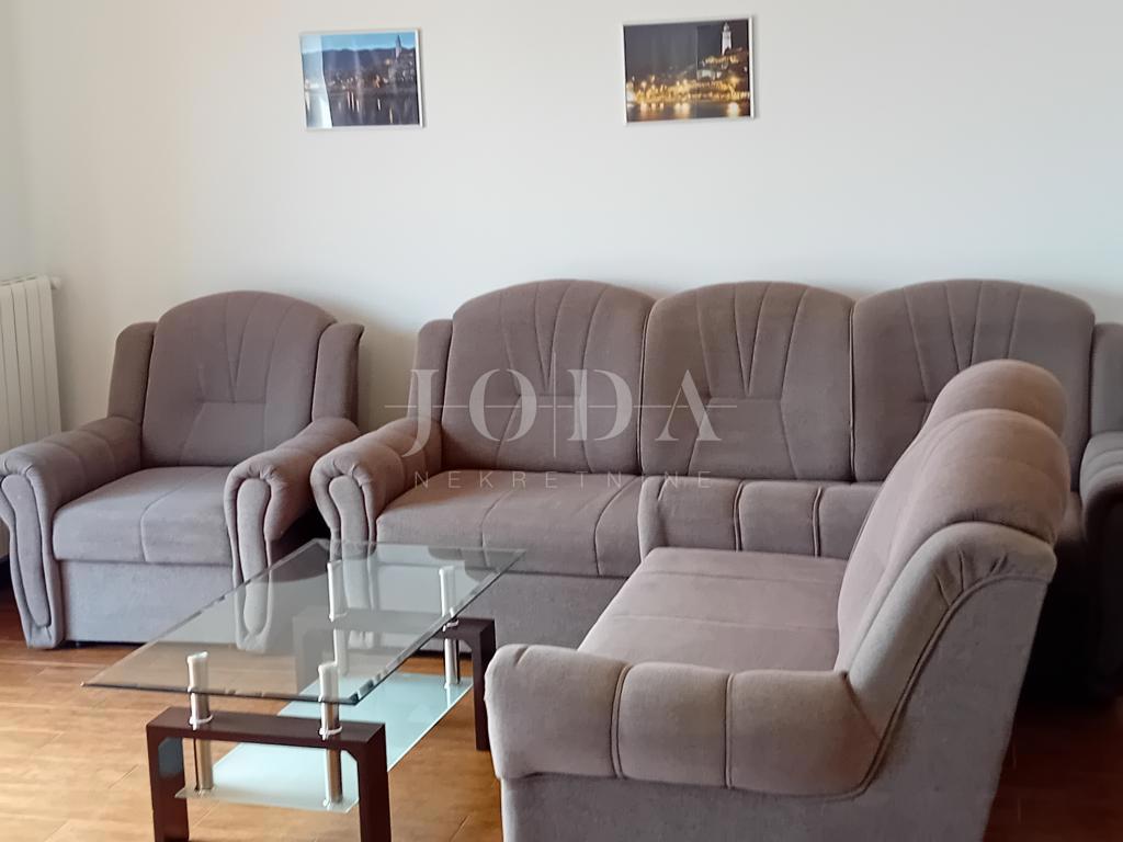Hiša Novi Vinodolski, 530m2