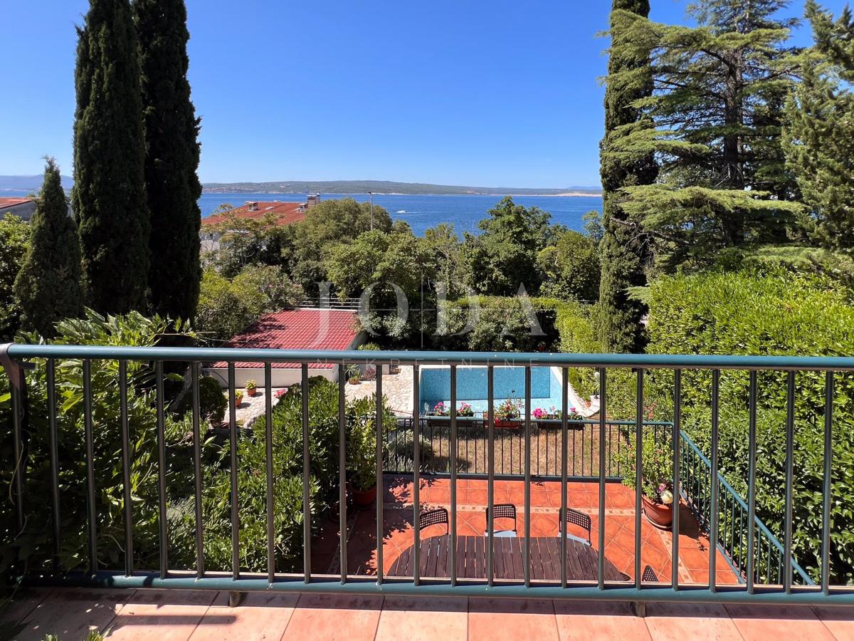 Družinska hiša na vrhunski lokaciji