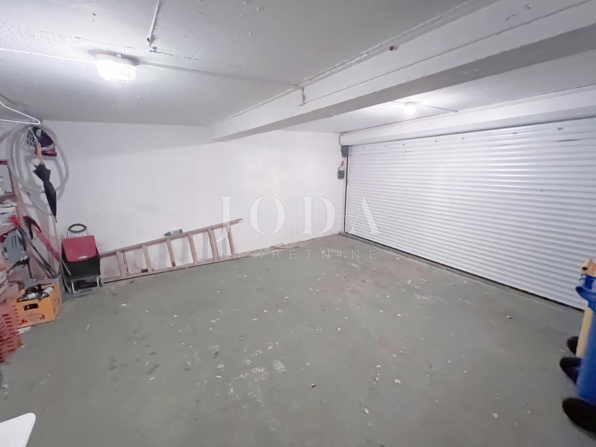 Družinska hiša na vrhunski lokaciji