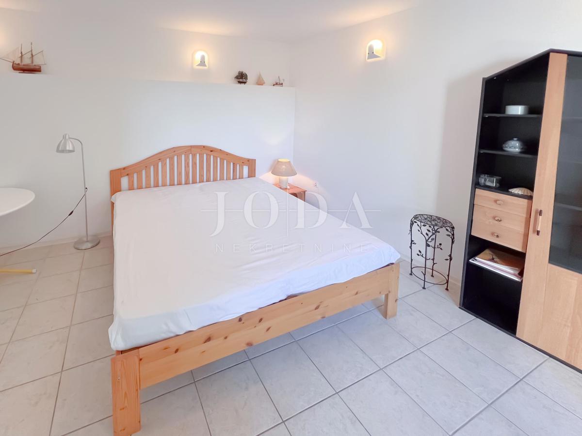 Družinska hiša na vrhunski lokaciji