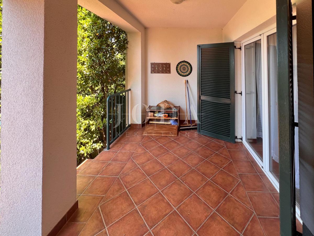 Družinska hiša na vrhunski lokaciji