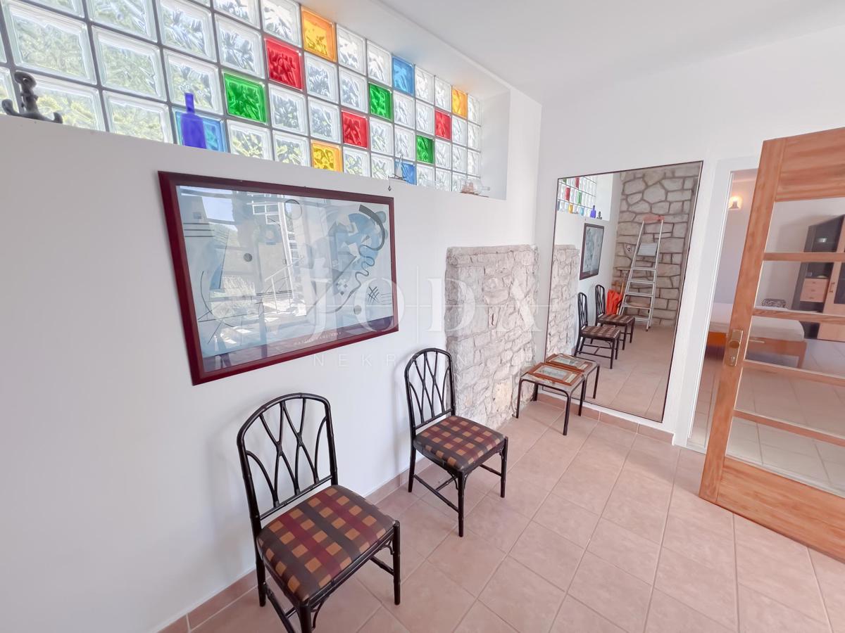 Družinska hiša na vrhunski lokaciji