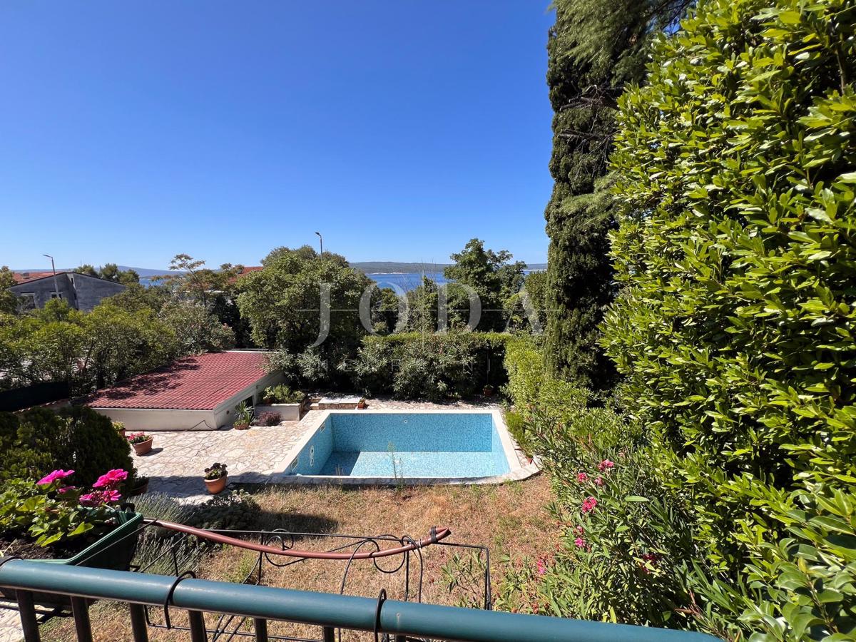 Družinska hiša na vrhunski lokaciji