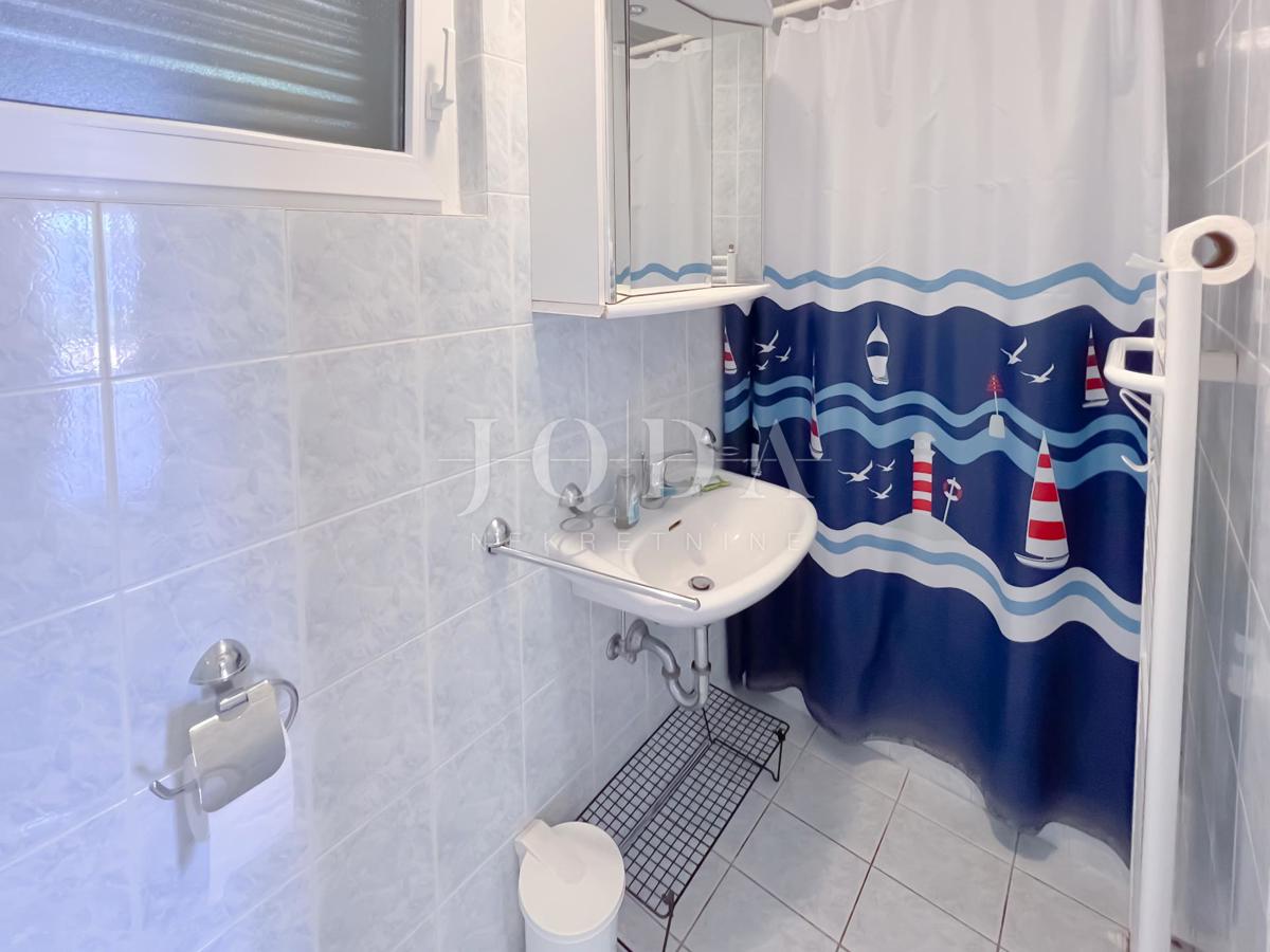 Družinska hiša na vrhunski lokaciji