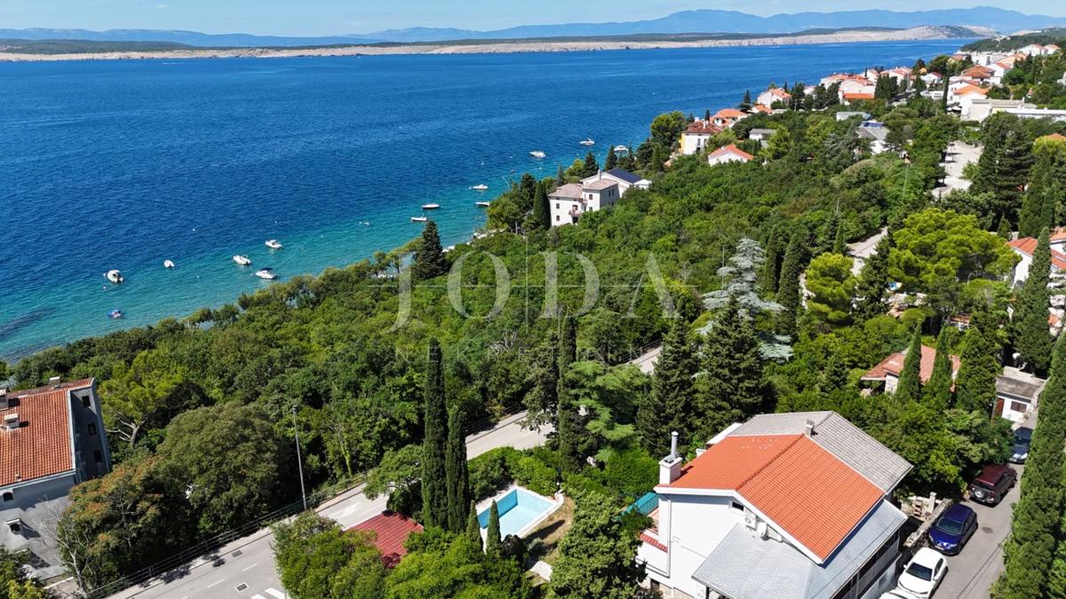 Družinska hiša na vrhunski lokaciji