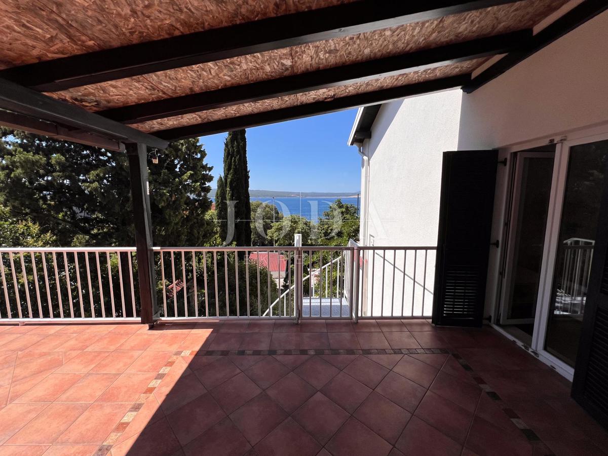 Družinska hiša na vrhunski lokaciji