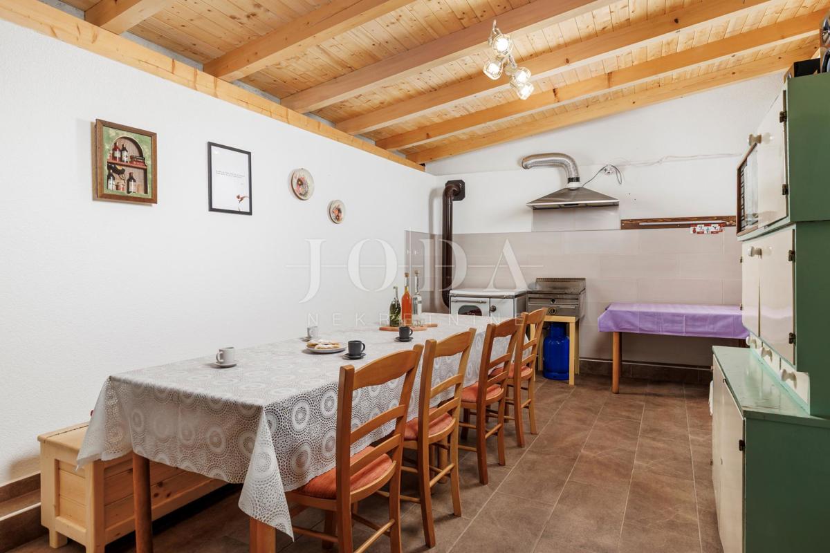 Hiša Volarice, Senj, 100m2