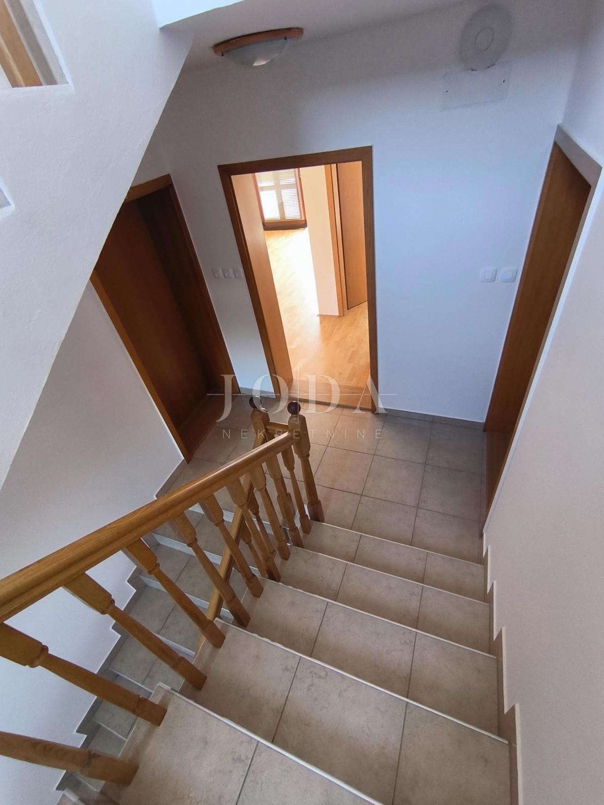 Apartmanska kuća Batomalj, Baška