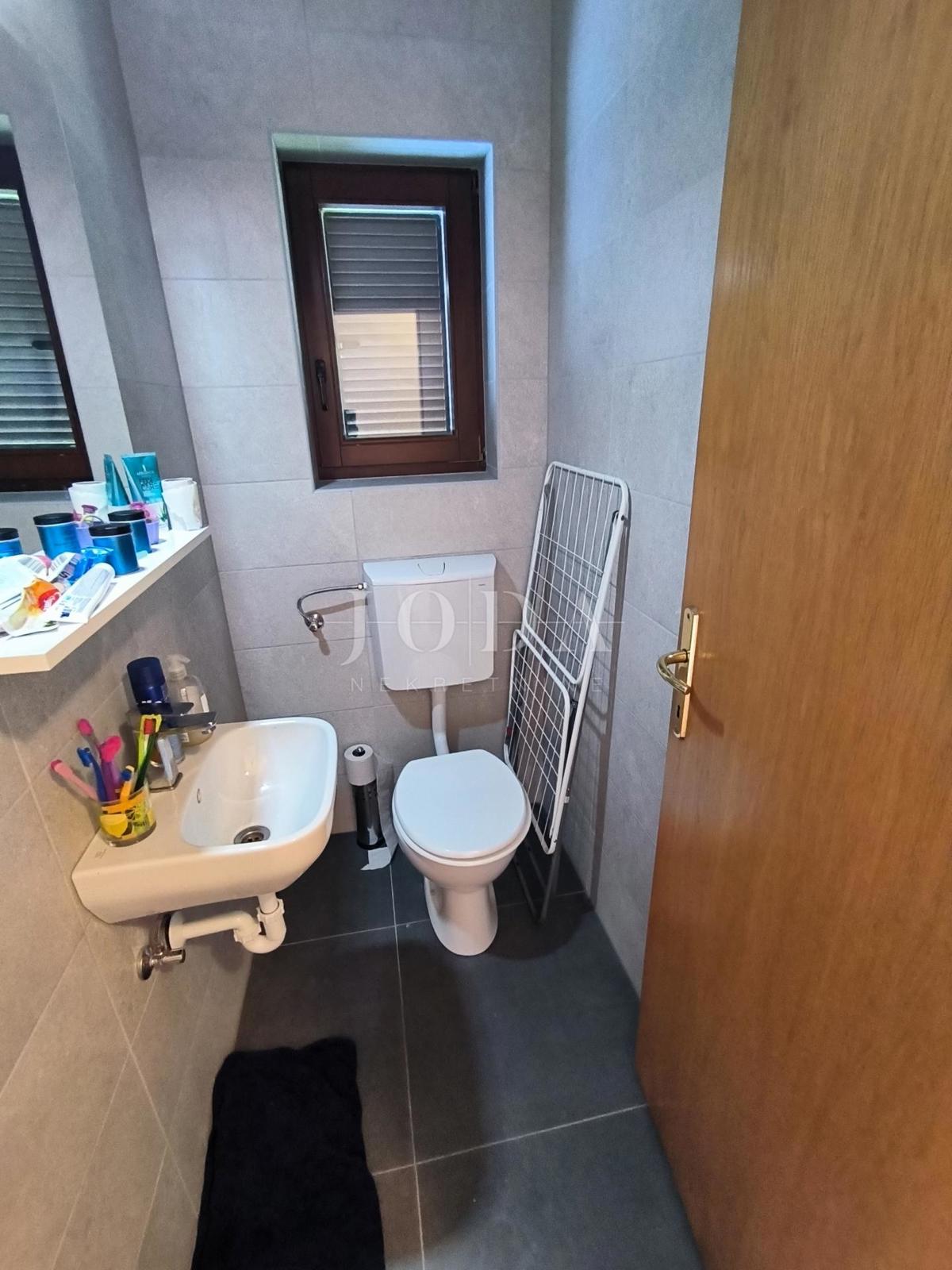 Apartmanska kuća Batomalj, Baška