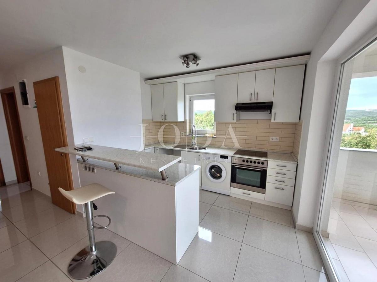 Soline – apartma blizu plaže z odprtim pogledom na morj