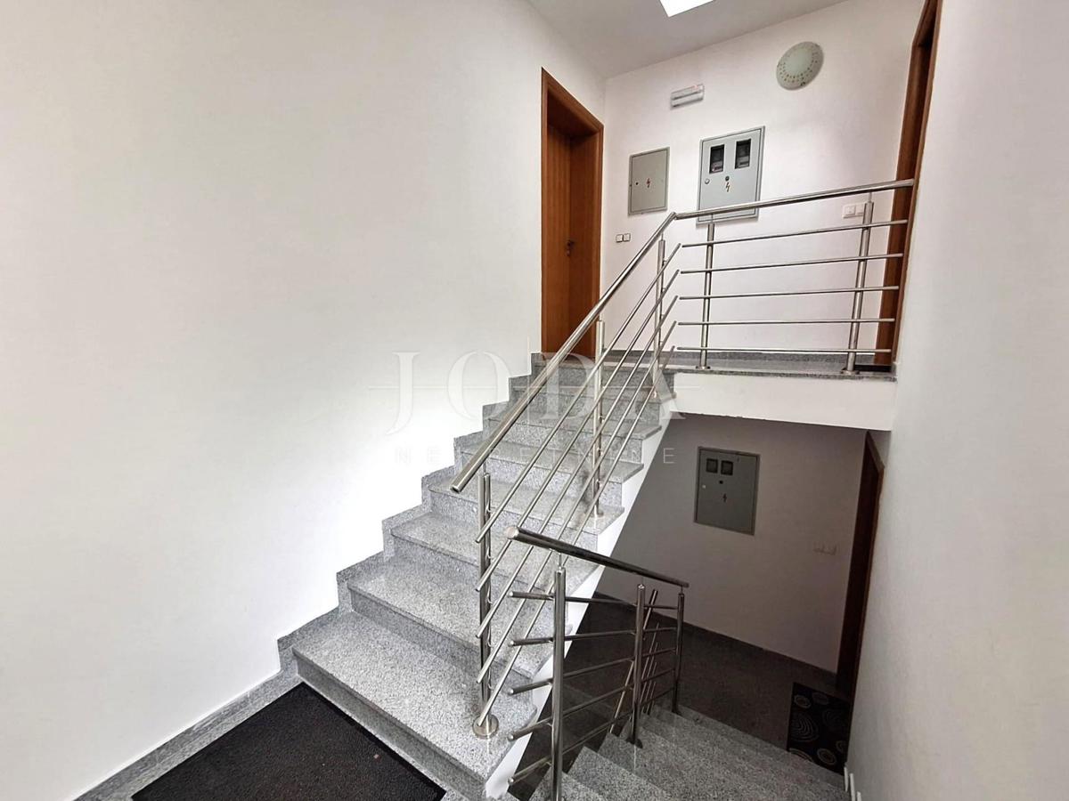 Soline – apartma blizu plaže z odprtim pogledom na morj