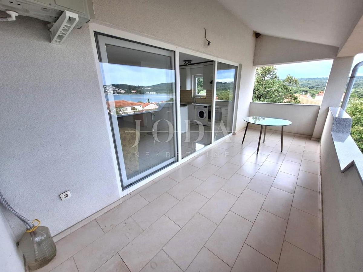 Soline – apartma blizu plaže z odprtim pogledom na morj