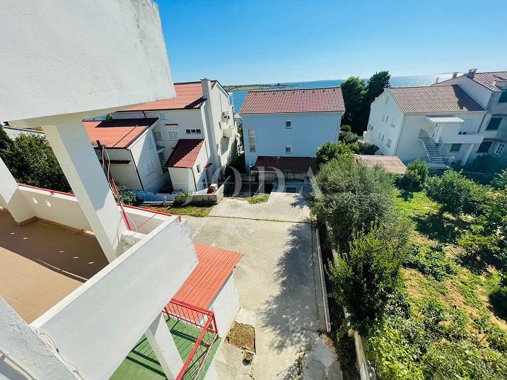 Hiša Novalja, 400m2