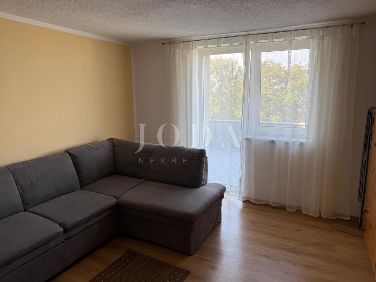 Hiša Šmrika, Kraljevica, 79m2