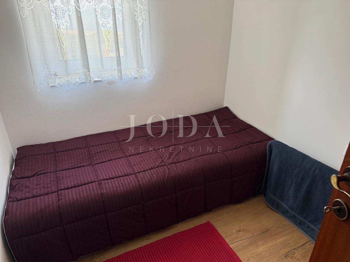 Hiša Šmrika, Kraljevica, 79m2