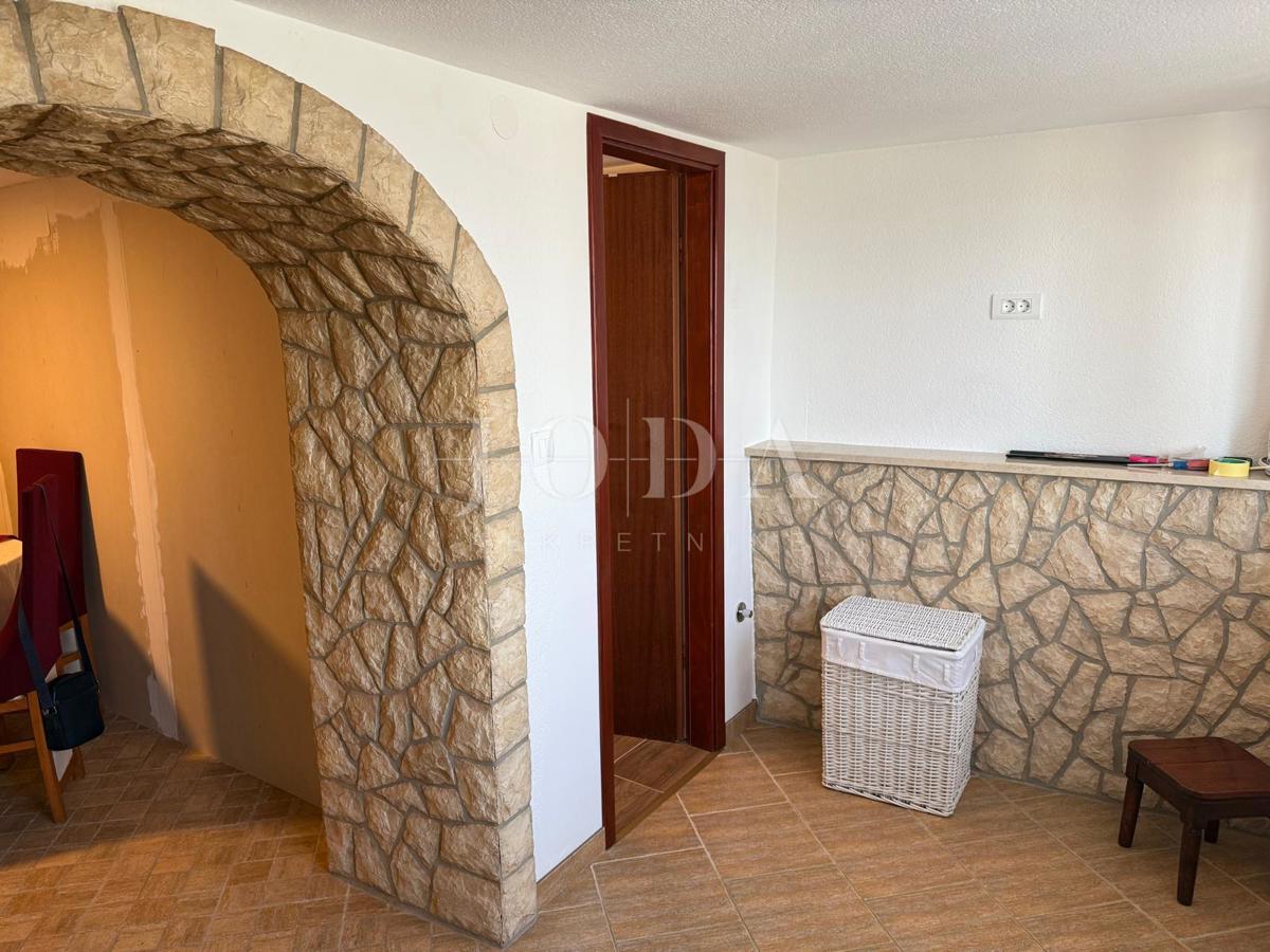 Hiša Šmrika, Kraljevica, 79m2