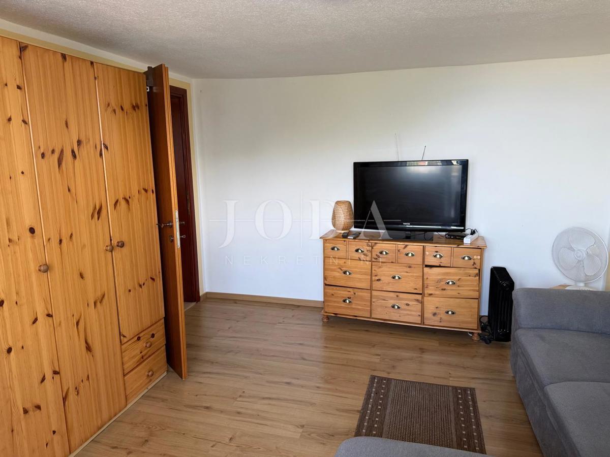 Hiša Šmrika, Kraljevica, 79m2