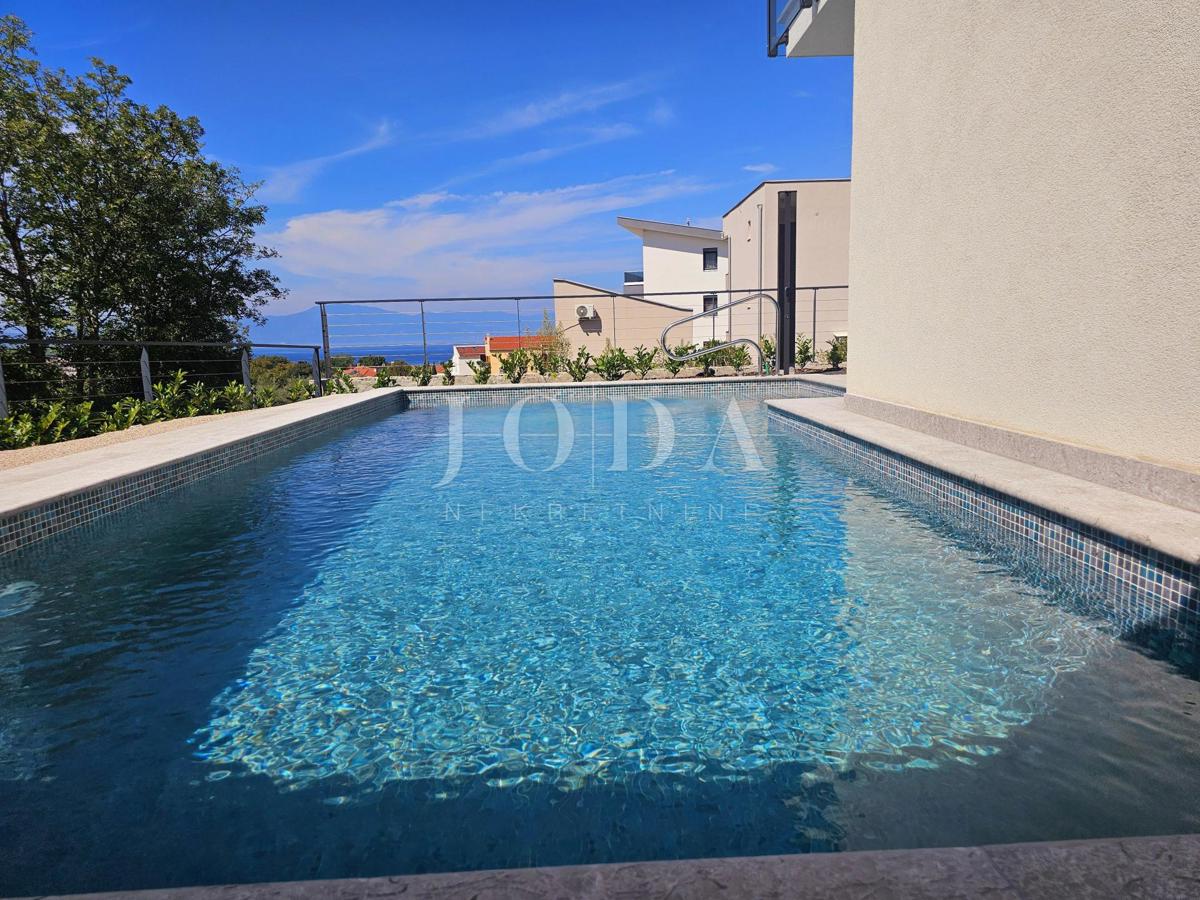 Malinska - nova hiša z bazenom in pogledom na morje!