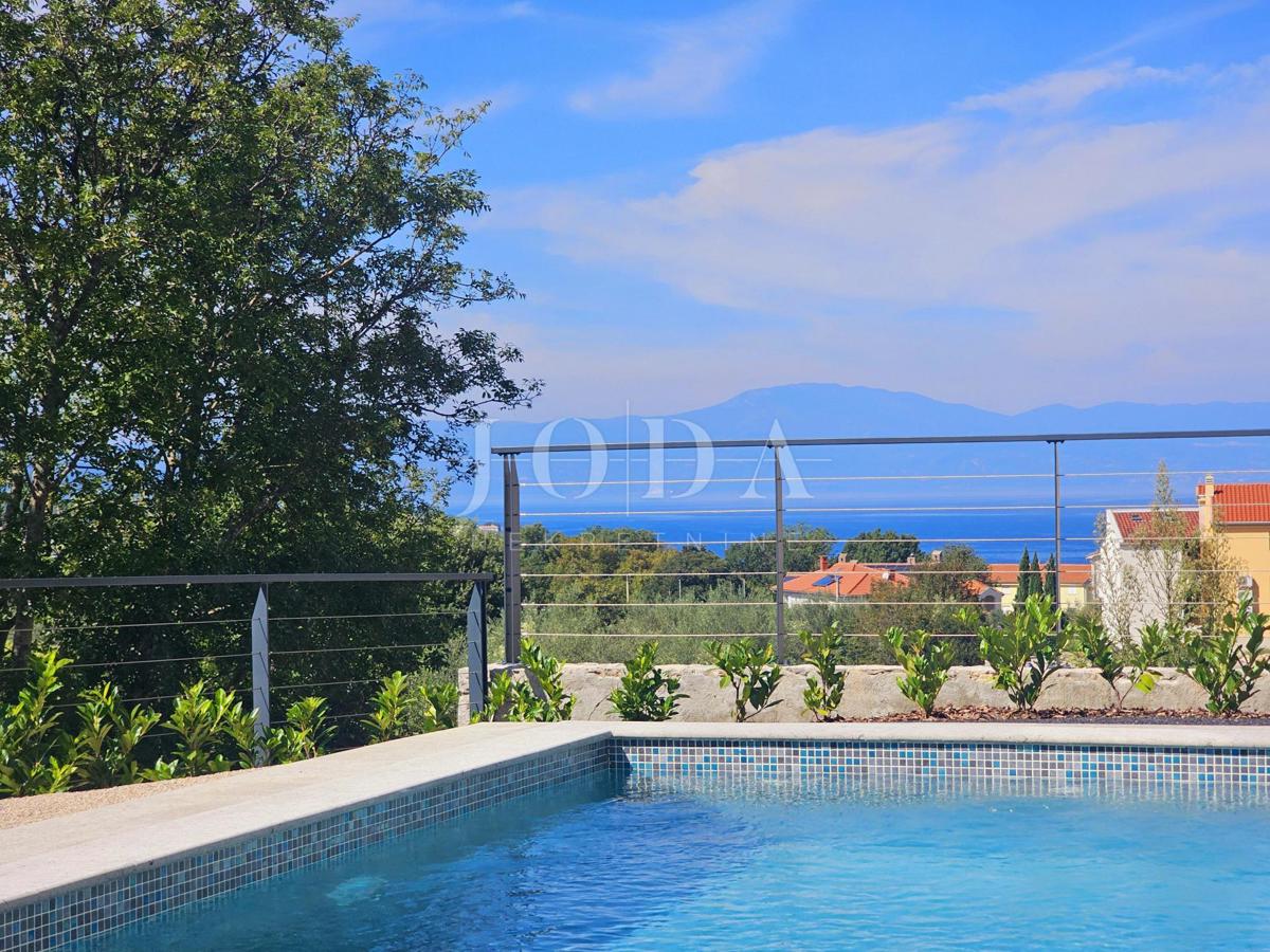 Malinska - nova hiša z bazenom in pogledom na morje!