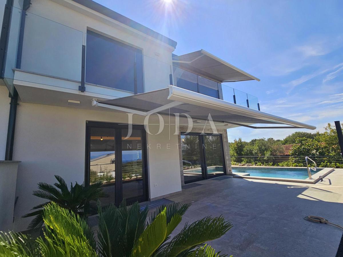 Malinska - nova hiša z bazenom in pogledom na morje!