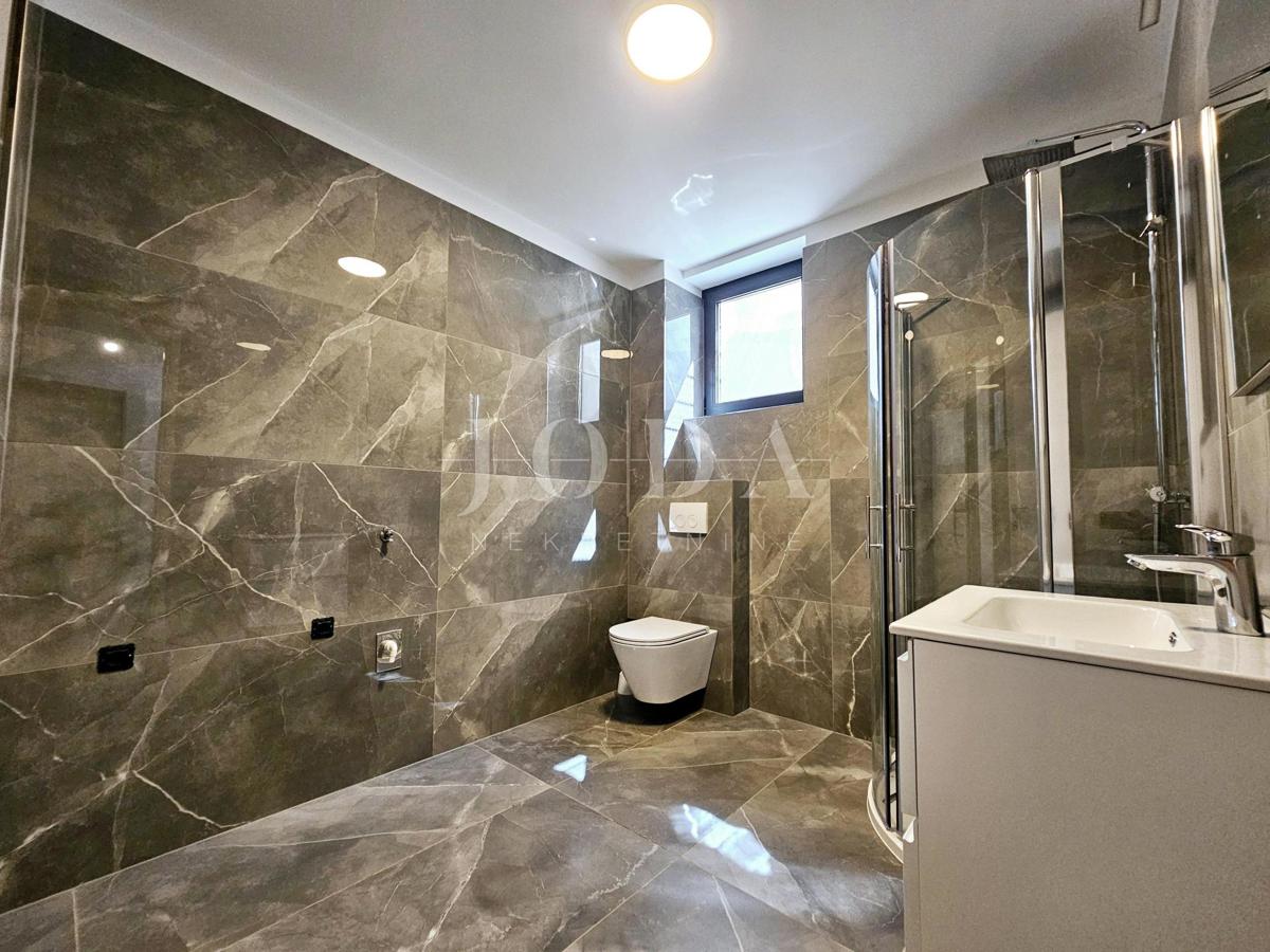 Malinska - nova hiša z bazenom in pogledom na morje!