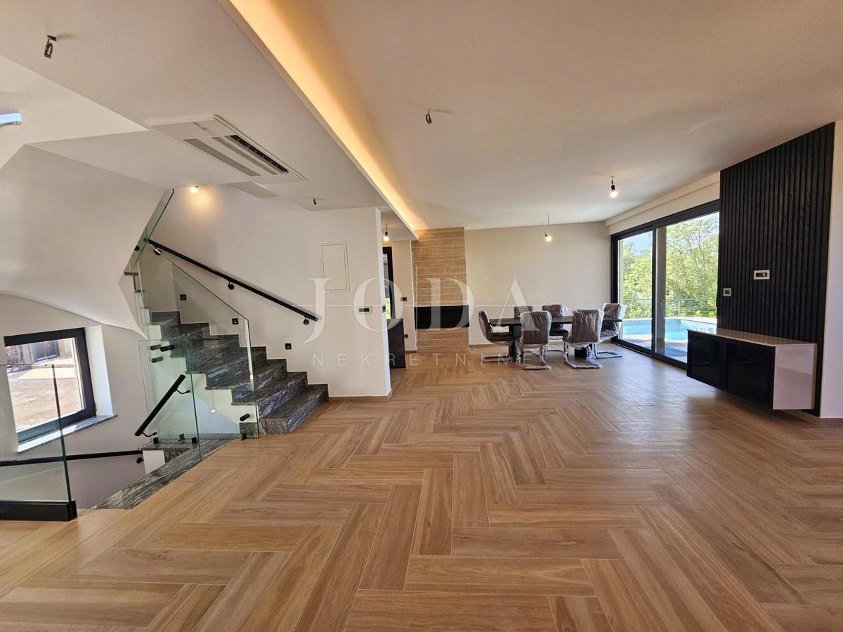 Malinska - nova hiša z bazenom in pogledom na morje!