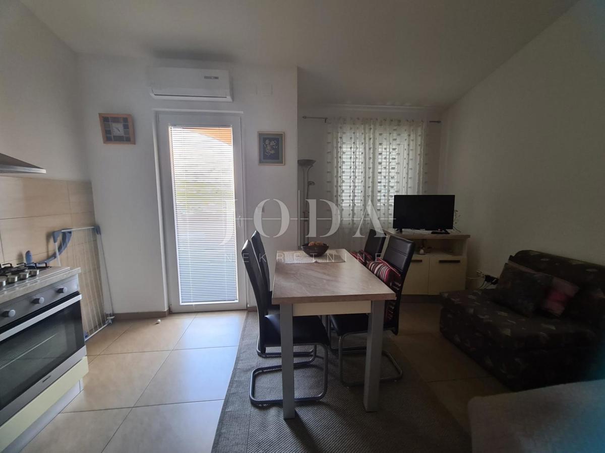 Apartma Metajna, Novalja, 42m2